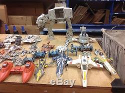 star wars figures and ships