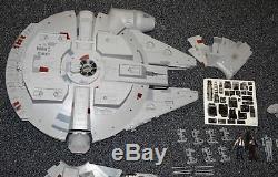 2008 STAR WARS Legacy Collection MILLENNIUM FALCON 2.5 FEET GREAT SHAPE