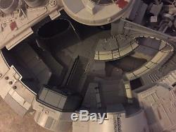 2008 STAR WARS Legacy Collection MILLENNIUM FALCON 2.5 FEET In GREAT CONDITION