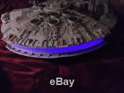 2008 Star Wars Millennium Falcon Legacy Collection 31 in Length and 23 Wide