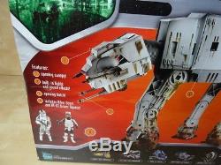 88.112 Star Wars SAGA COLLECTION ENDOR AT-AT 2006 MISB