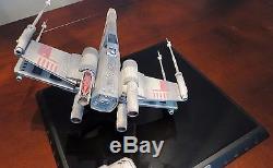 Code 3 Star Wars Luke Skywalker X Wing with Signature Base and Cover