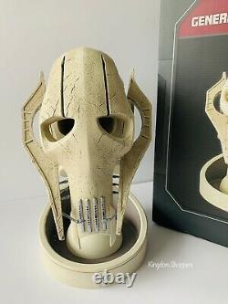 Disney Star Wars Galaxys Edge General Grievous Mask Statue Dok Ondars IN HAND
