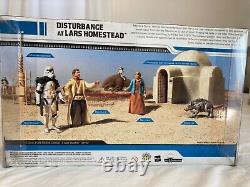 Disturbance at Lars Homestead TRU Exlcusive STAR WARS Legacy Collection D1