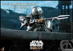 Hot Toys Star Wars Mandalorian and The Child Collectible 1/6 Scale Set In Stock