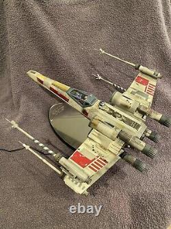 Luke Skywalker's X-Wing Starfighter Star Wars EFX Prop Replica Studio Scale