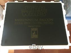 Master Replicas Millennium Falcon Limited Edition 49/1500