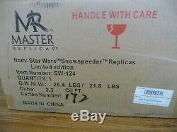 Master Replicas Snowspeeder Star Wars studio scale SW-124. Never opened