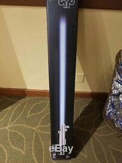 New Disney Parks Exclusive Star Wars Rey Lightsaber (the last Jedi) With Stand