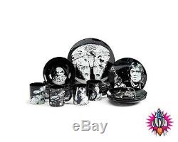 New Official Star Wars Line Art 16 Piece Dinner Set New In Gift Box