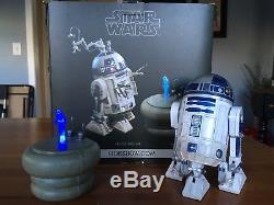 Rare Sideshow Collectibles 1/6 scale Star Wars Deluxe R2-D2 figure