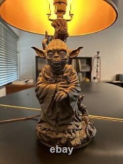 STAR WARS Jedi Master Yoda Masterpiece Tabletop Lamp Ltd Ed