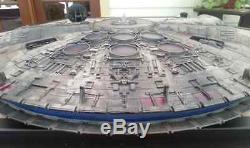 STAR WARS Millennium Falcon Legacy look Prop How cool real looking large Falcon