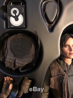 Sideshow Collectibles / Hot Toys Star Wars Deluxe Jyn Erso Mint/Complete
