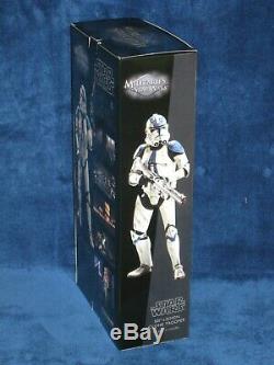 Star Wars 2010 Sideshow Collectibles 1/6 Scale 501st Legion Clone Trooper Ex