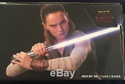 Star Wars Disney Parks Luke Skywalker / Rey Lightsaber Removable Blade & Hilt