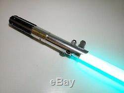 Star Wars Ep8 Rey Stunt Graflex Lightsaber Prizm 5.5 Neopixel Blade included