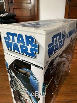 Star Wars Legacy Collection Millennium Falcon NEW SEALED BOX 2.5 Feet MISB 2008