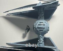 Star Wars Legacy Collection Tie Intercepter Used TRU Exclusive 2009 with FIGURE