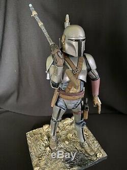 Star Wars Mandalorian Statue